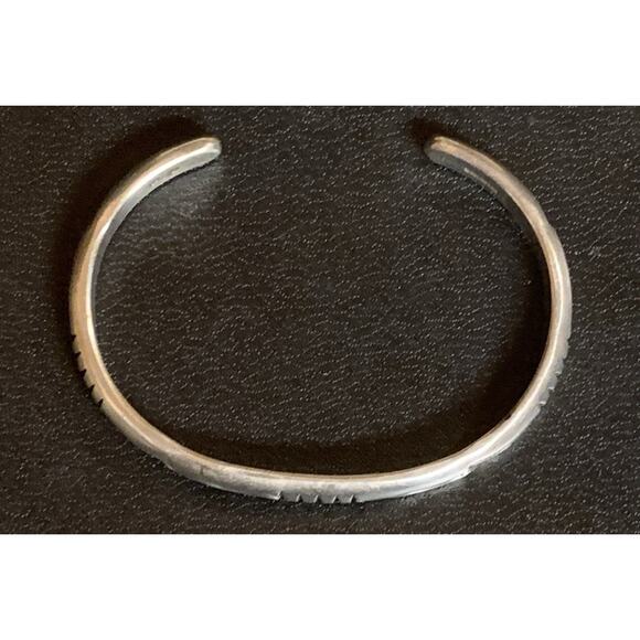 Handmade Native American Sterling Silver Cuff w/ Detailing by Neal Paquin - Picture 5 of 9